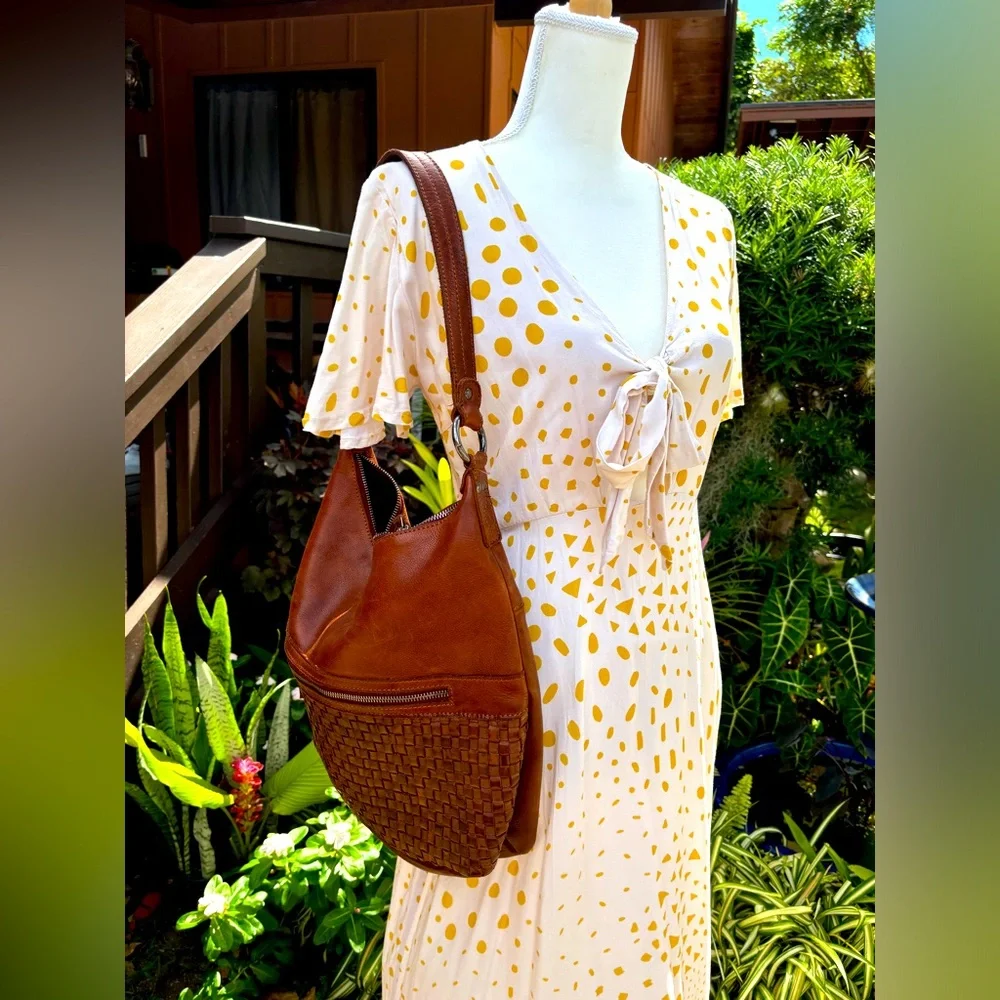 YIREH CLEO Dress in Starfruit print, size Med, EUC - Picture 8 of 12